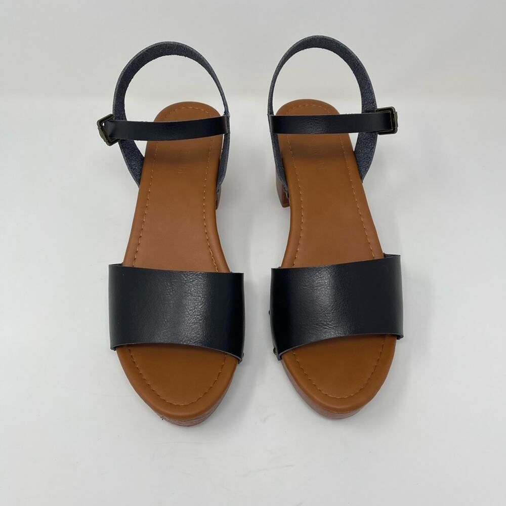 Cushionaire Sloan Sandal